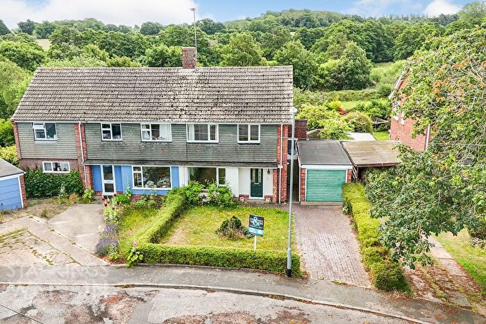 3 Bedroom Semi-detached House For Sale In Kennedy Close, Halesworth, IP19