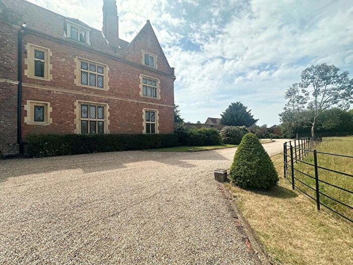 1 Bedroom Flat To Rent In Church Hill, Reading, RG10