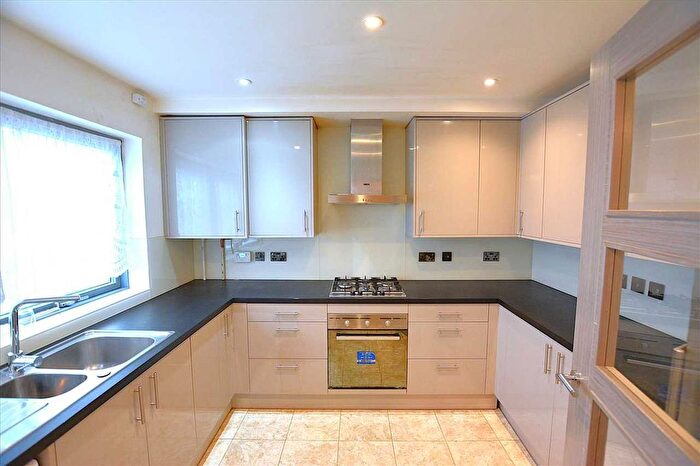 3 Bedroom Terraced House To Rent In Coningsby Avenue, London, NW9