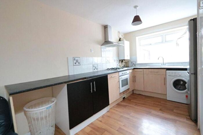 4 Bedroom Apartment To Rent In Maitland Park Road, London, NW3