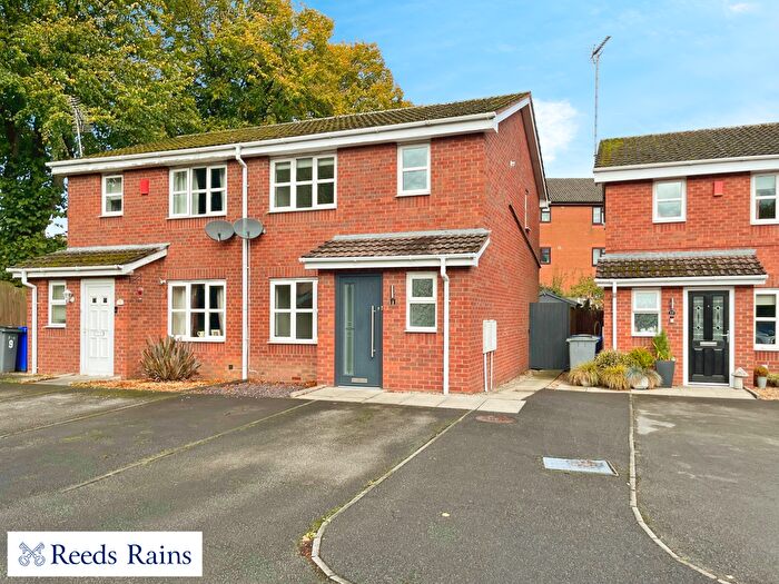 3 Bedroom Semi-Detached House To Rent In Warrilow Close, Stoke-On-Trent, Staffordshire, ST3