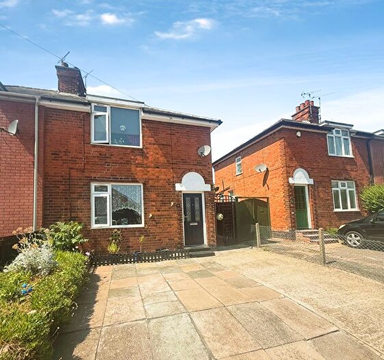 3 Bedroom Semi Detached House For Sale In Wanlip Lane, Birstall, Leicester, Leicestershire, LE4