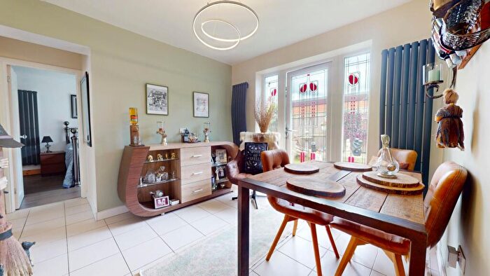 3 Bedroom Bungalow For Sale In Wenlock Road, South Shields, Tyne And Wear, NE34