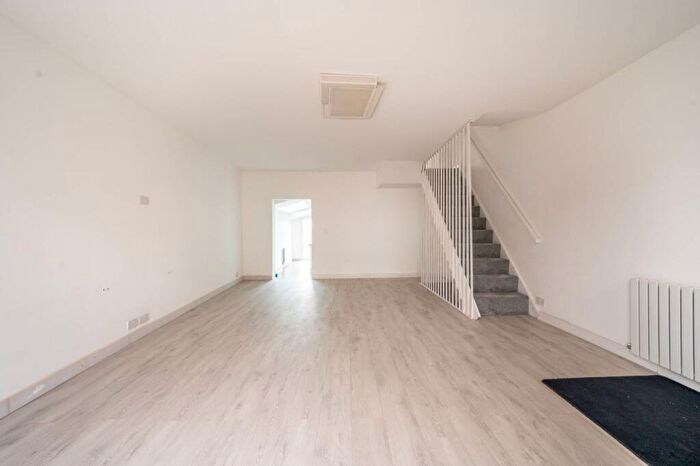 5 Bedroom House For Sale In Westdown Road, Leyton, London, E15