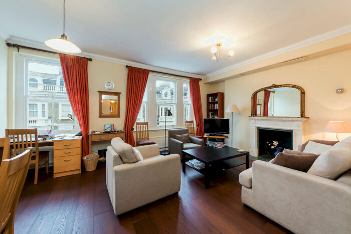 2 Bedroom Flat To Rent In Westgate Terrace, West Chelsea, SW10
