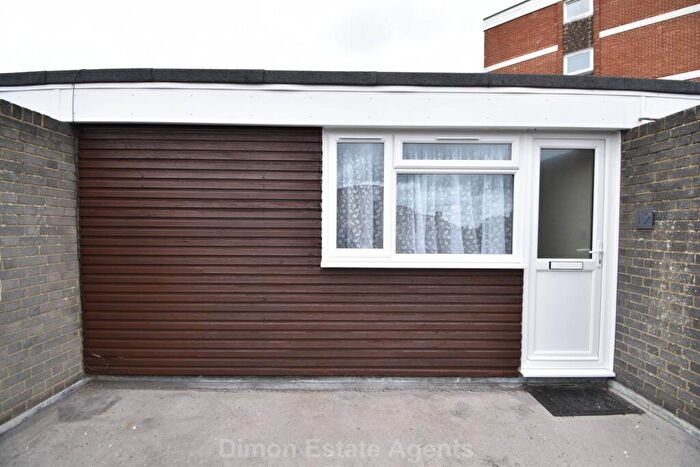 1 Bedroom Flat For Sale In Stoke Road, Gosport, PO12