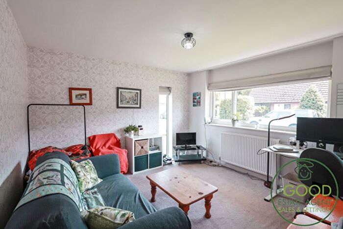 4 Bedroom Detached House For Sale In St. Helens Close, Preston, PR3