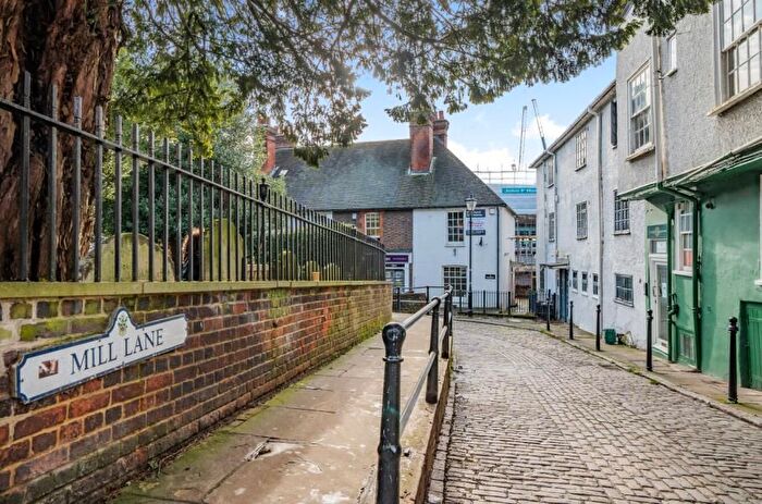 1 Bedroom Flat To Rent In Mill Lane, Guildford, GU1