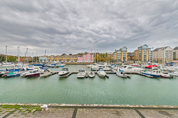 1 Bedroom Flat For Sale In Merchant Square, Portishead, Bristol, BS20