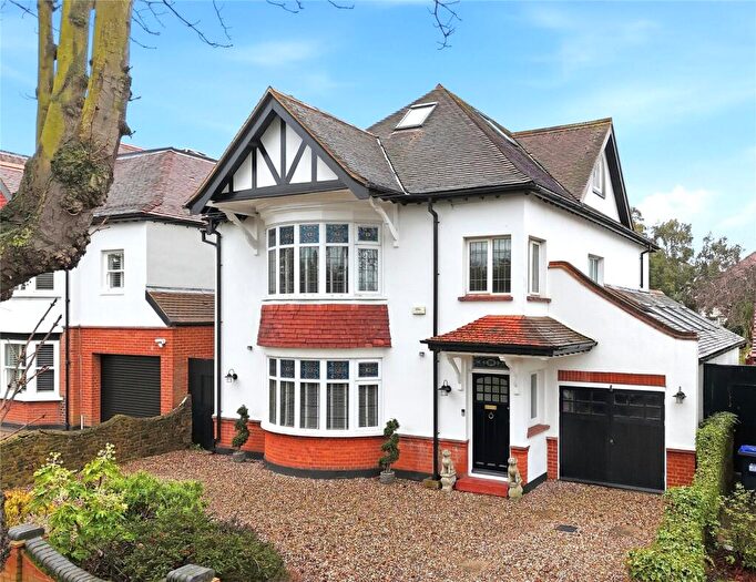 5 Bedroom Detached House For Sale In Burges Road, Thorpe Bay, Essex, SS1