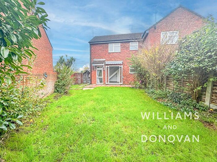 1 Bedroom Semi Detached House For Sale In Mey Walk, Hockley, SS5