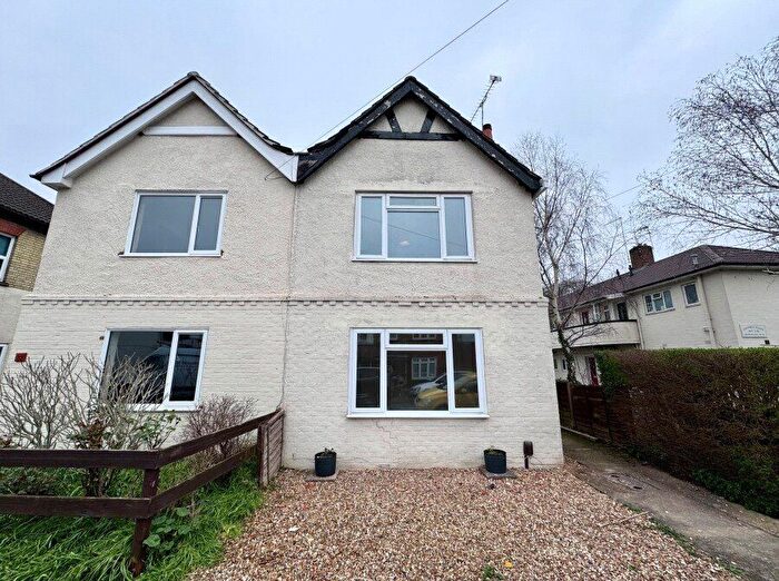 3 Bedroom Semi-Detached House To Rent In Morris Road, Farnborough, GU14
