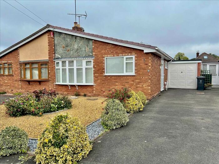 2 Bedroom Bungalow For Sale In Shepwell Gardens, Shareshill, Wolverhampton, WV10