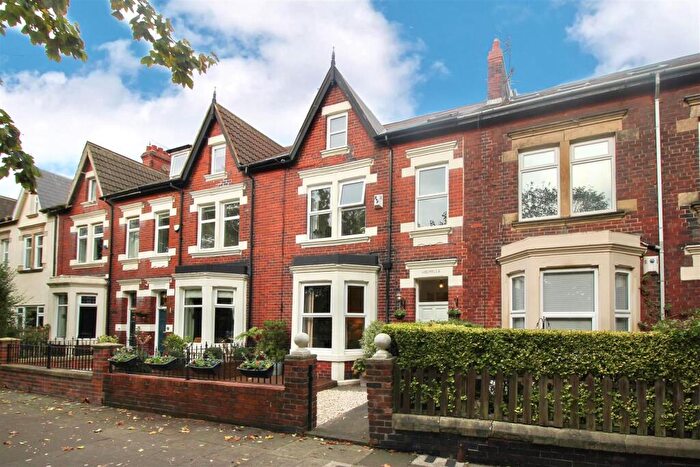 6 Bedroom Terraced House For Sale In The Crescent, Whitley Bay, NE26