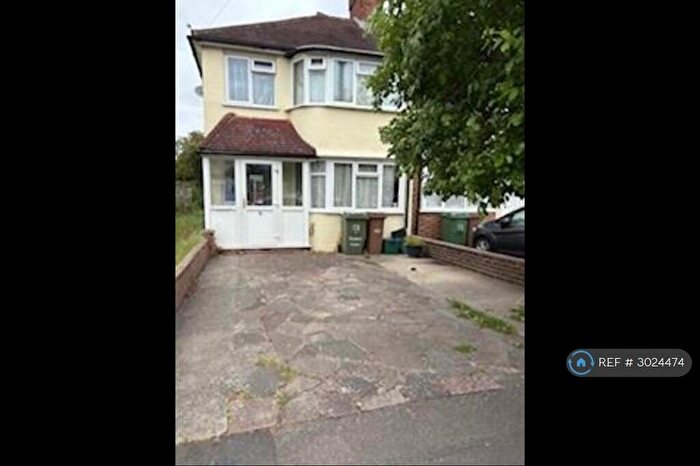 3 Bedroom End Of Terrace House To Rent In Alexandra Avenue, Sutton, SM1