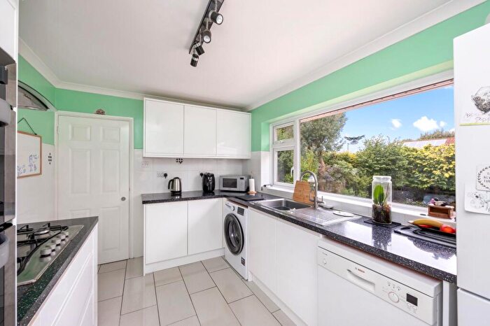 2 Bedroom Bungalow For Sale In Penfold Way, Steyning, BN44