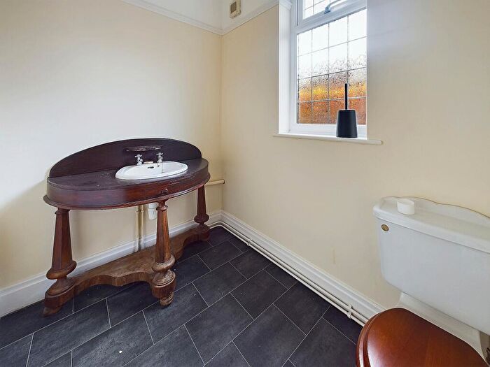 5 Bedroom Detached House To Rent In Belgrave Road, Boughton, Chester, CH3
