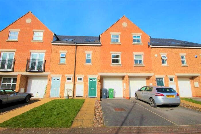 4 Bedroom Town House To Rent In Woodland Court, Thorp Arch, Wetherby, LS23