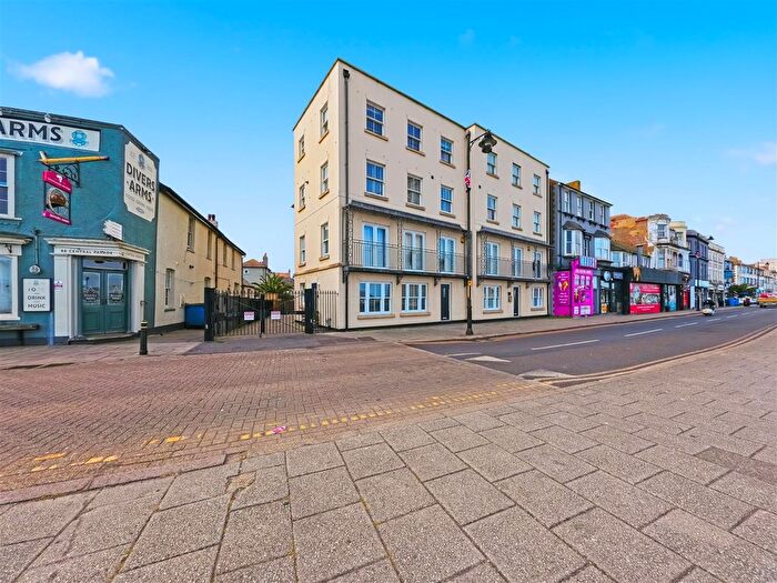 2 Bedroom Property For Sale In Central Parade, Herne Bay, CT6