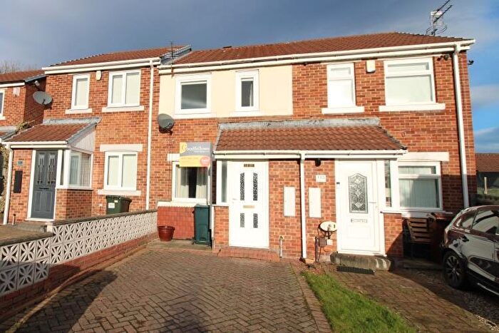 2 Bedroom House To Rent In Milecastle Court, West Denton, Newcastle Upon Tyne, NE5