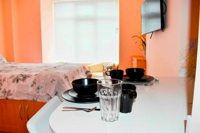 Studio To Rent In St. Johns Road, Poole, BH15