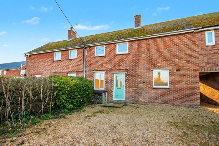3 Bedroom Semi Detached House For Sale In Castle Cottages, Thornham, PE36