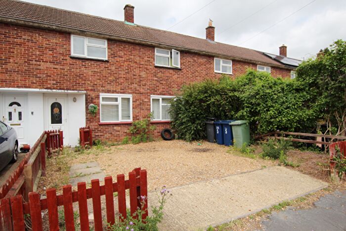 3 Bedroom House To Rent In Wavell Way, Cambridge, CB4