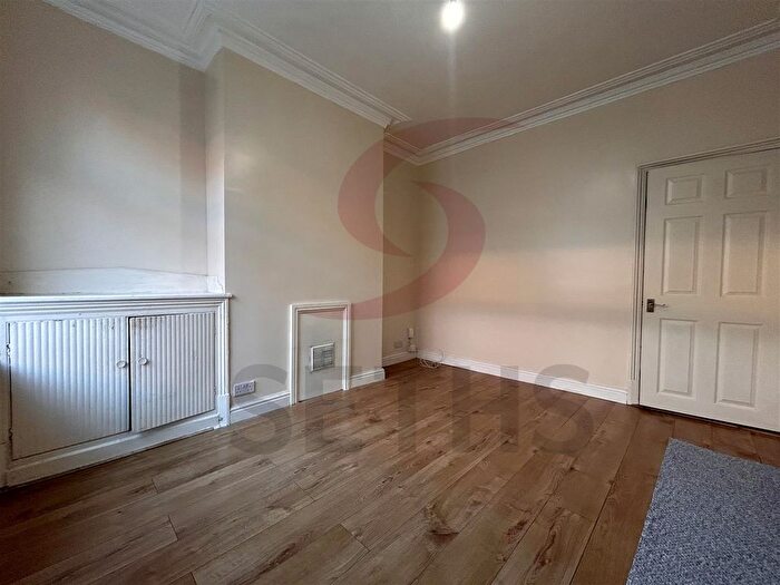 3 Bedroom Terraced House To Rent In Down Street, Belgrave, Leicester, LE4