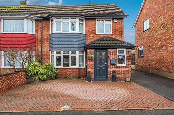 3 Bedroom Semi Detached House For Sale In Jarrett Avenue, Wainscott, Rochester, Kent., ME2