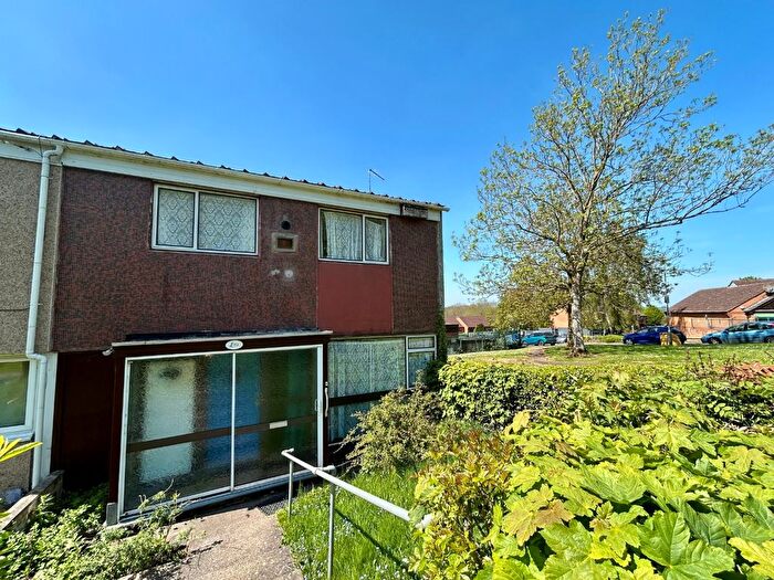 4 Bedroom End Of Terrace House For Sale In Admirals Way, Southbrook, Daventry, NN11