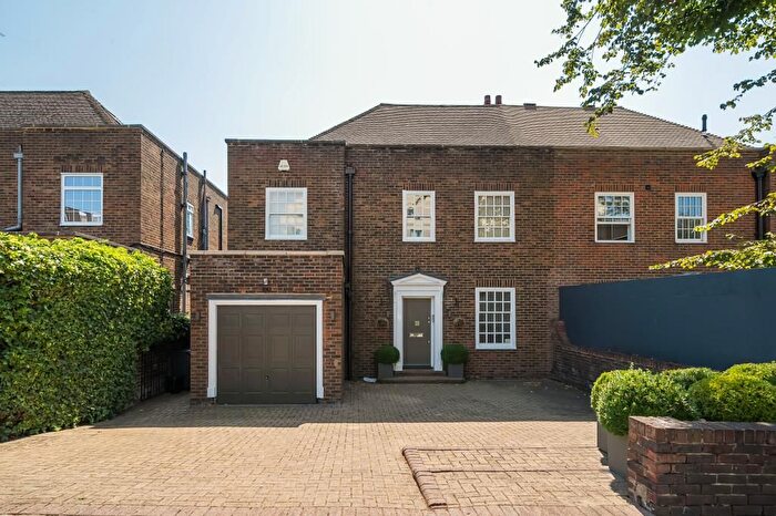 4 Bedroom Detached House To Rent In Boundary Road, St Johns Wood, NW8