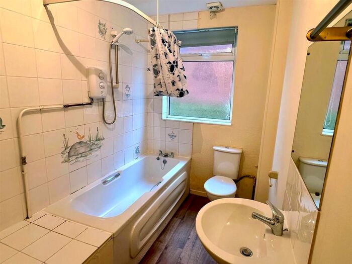 1 Bedroom Flat To Rent In St Peters Road, Harborne, Birmingham, B17