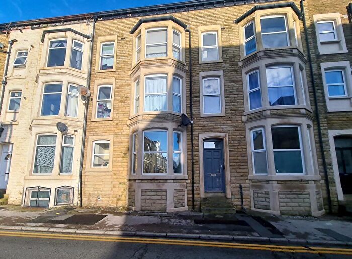 2 Bedroom Flat For Sale In Alexandra Road, Morecambe, LA3