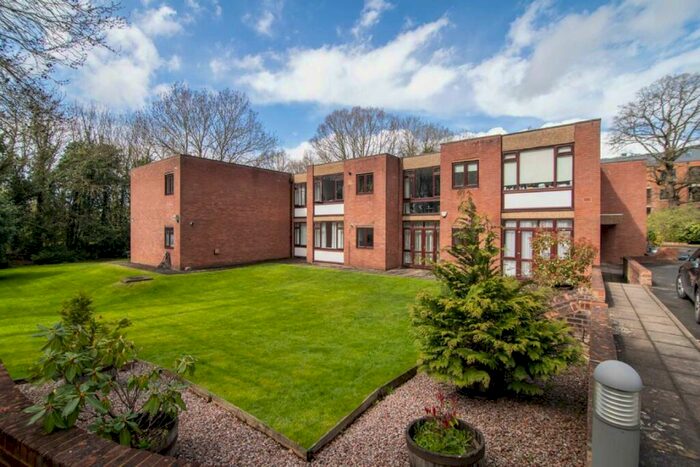 2 Bedroom Flat To Rent In Holden Road, North Finchley, N12