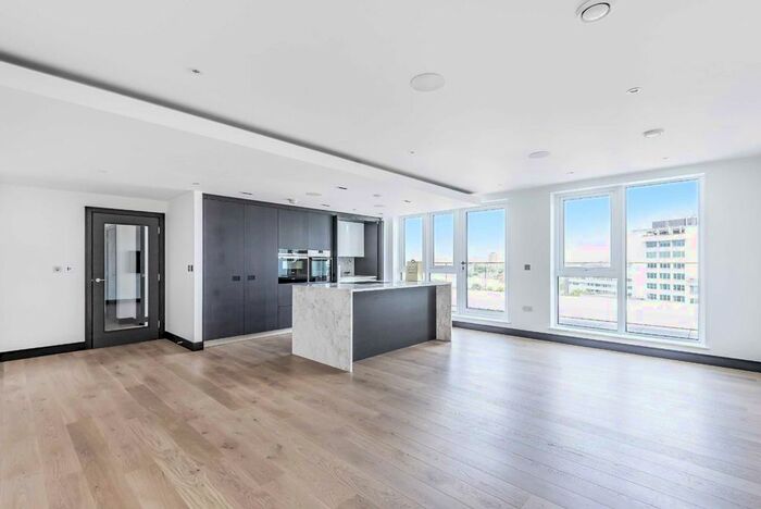 3 Bedroom Flat To Rent In Beadon Road, London, W6