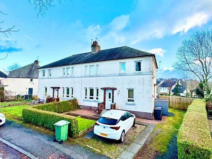 2 Bedroom Apartment For Sale In The Grove, Kilbarchan, PA10