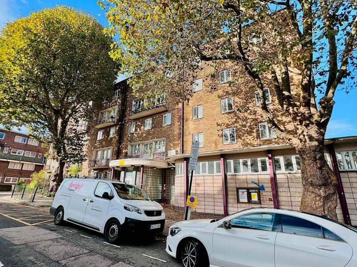 4 Bedroom Duplex To Rent In Brereton Road, Tottenham, N17