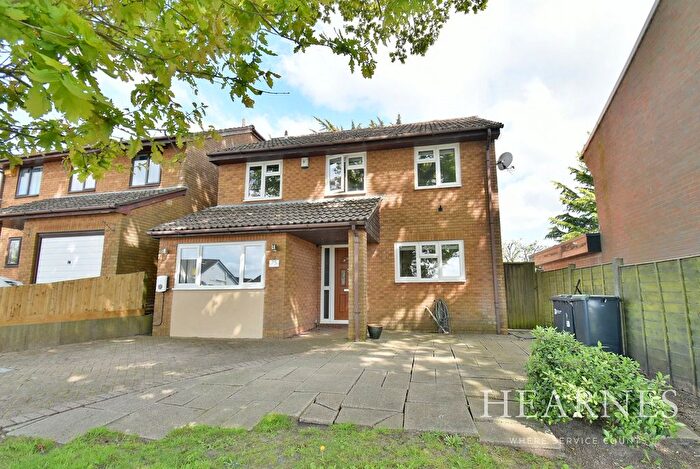 5 Bedroom Detached House For Sale In Coppice Avenue, Ferndown, BH22