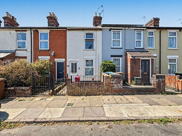 2 Bedroom Terraced House For Sale In Wallace Road, Ipswich, IP1