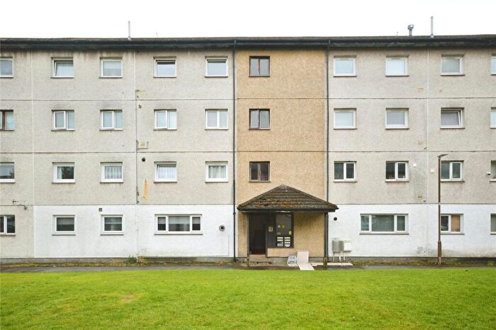 2 Bedroom Flat To Rent In Victoria Street, Livingston, West Lothian, EH54