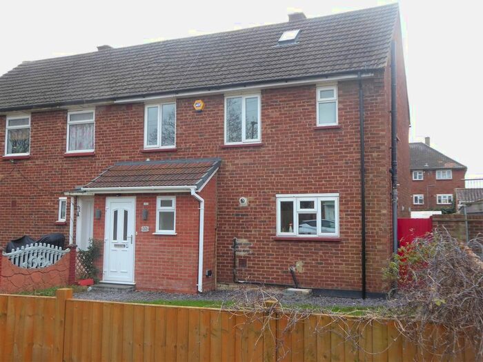 4 Bedroom Semi-Detached House To Rent In Johnson Road, Heston, Hounslow, TW5