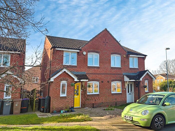 3 Bedroom Semi-detached House For Sale In Grandfield Way, North Hykeham, LN6