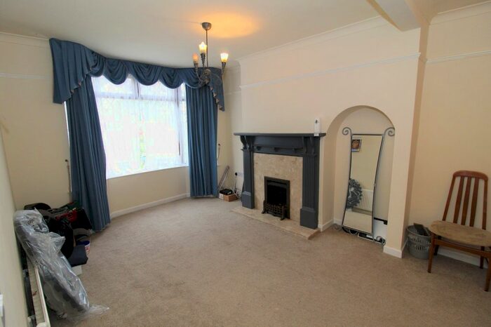 3 Bedroom End Of Terrace House To Rent In Sewall Highway, Coventry, West Midlands, CV2