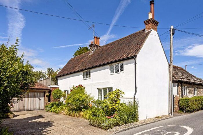 2 Bedroom Detached House For Sale In The Street, Bramber, BN44