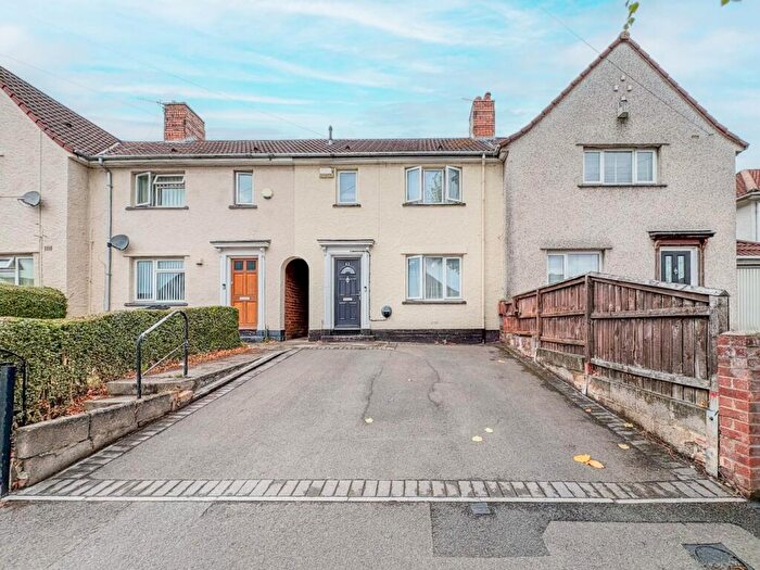 3 Bedroom Terraced House For Sale In Bedminster Road, Bedminster, Bristol, BS3