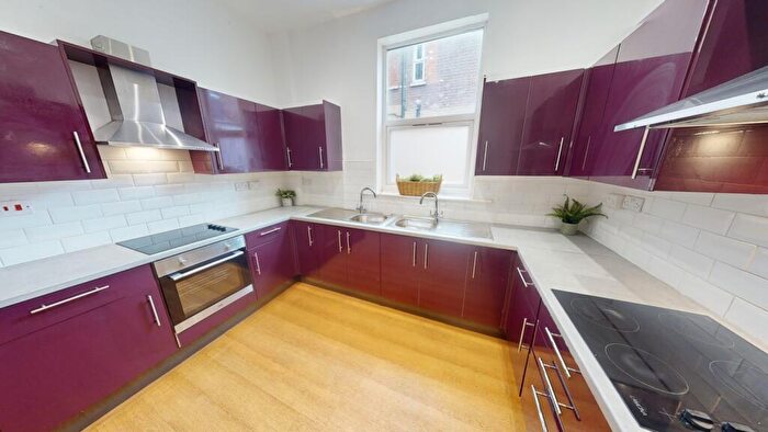 8 Bedroom Semi Detached House To Rent In Noel Street, NG7