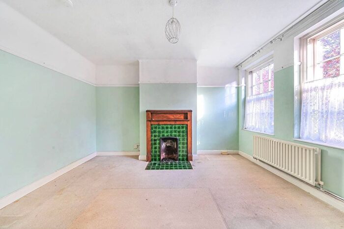 1 Bedroom Flat For Sale In Middleton House, Westminster, London, SW1P