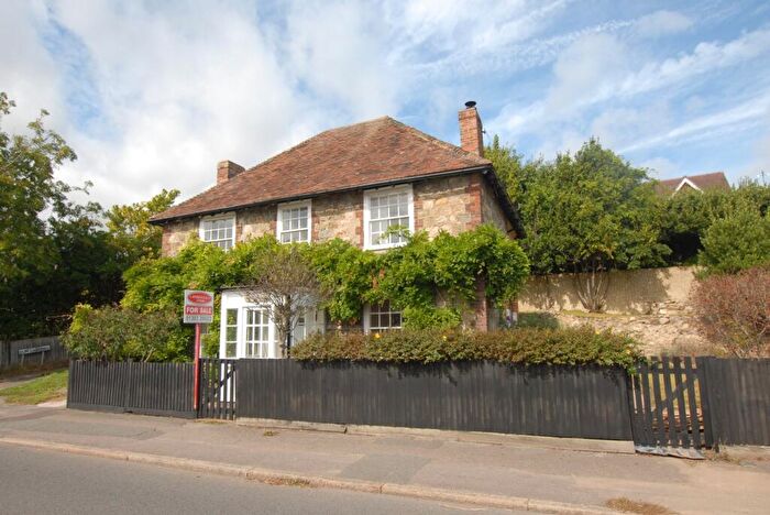 4 Bedroom Detached House For Sale In Seabrook Road, Hythe, CT21