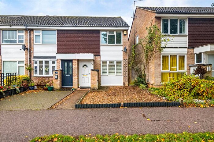 2 Bedroom End Of Terrace House For Sale In Broom Grove, Knebworth, Hertfordshire, SG3