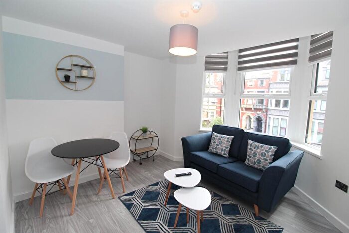 1 Bedroom Flat To Rent In Connaught Road, Cardiff, CF24